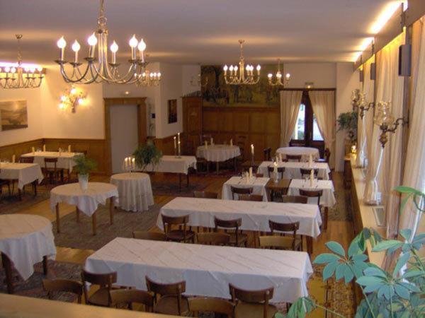 Hotel Restaurant A L'Etoile Merkwiller-Pechelbronn Kültér fotó